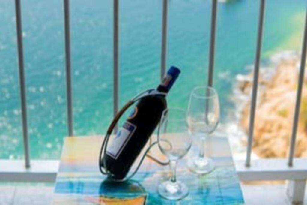 Suite Frente Al Mar En El Corazon De Acapulco Exterior photo